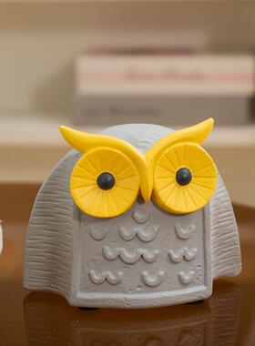 跨境新品创意猫头鹰树脂摆件家居创意酒柜电视柜办公室桌面工艺品