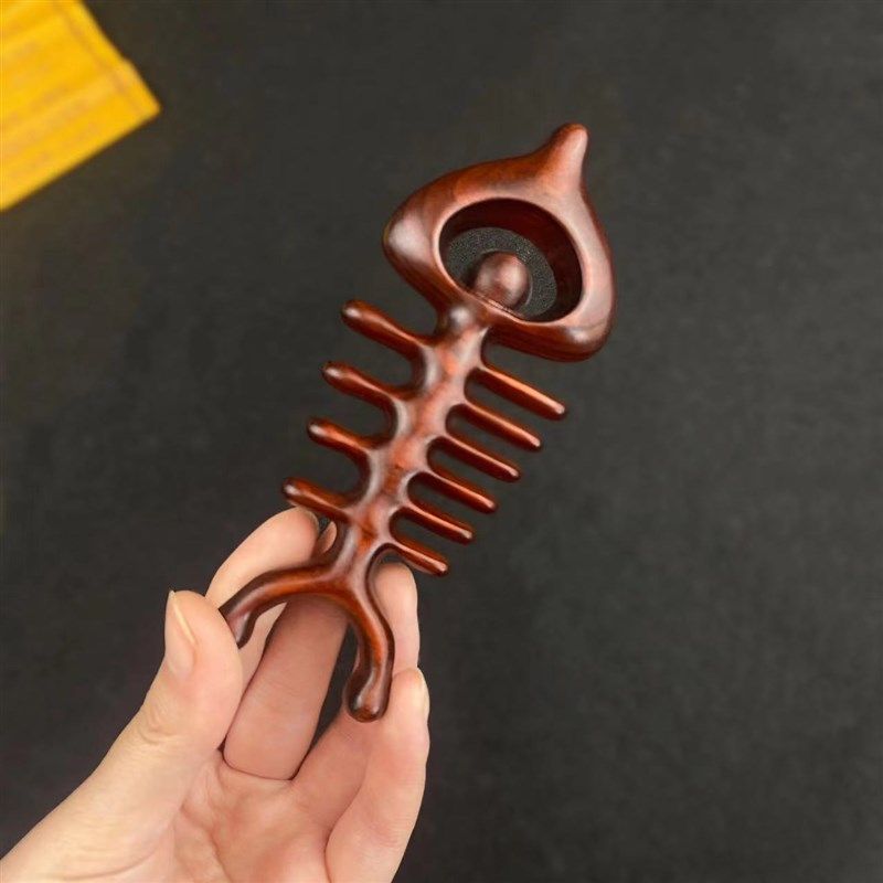 多功能鱼骨头按摩梳头部经络刮痧梳大宽齿檀木美鼻美脸按摩器,特色手工艺,其他特色工艺品,淘宝优惠券,粉丝福利购,淘宝优惠卷