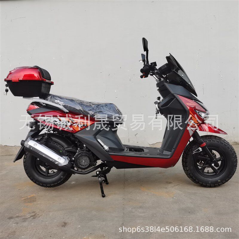 路霸踏板摩托车  150CC J16燃油电动摩托车 成人 踏板出口