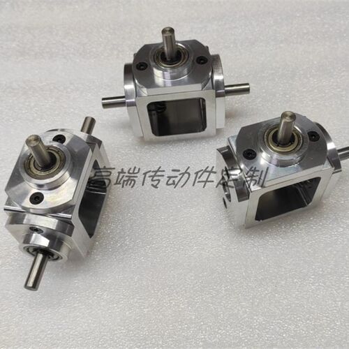 直角传动变速伞齿减速箱1:1轴径6齿轮箱转角器小型T型十字换向器