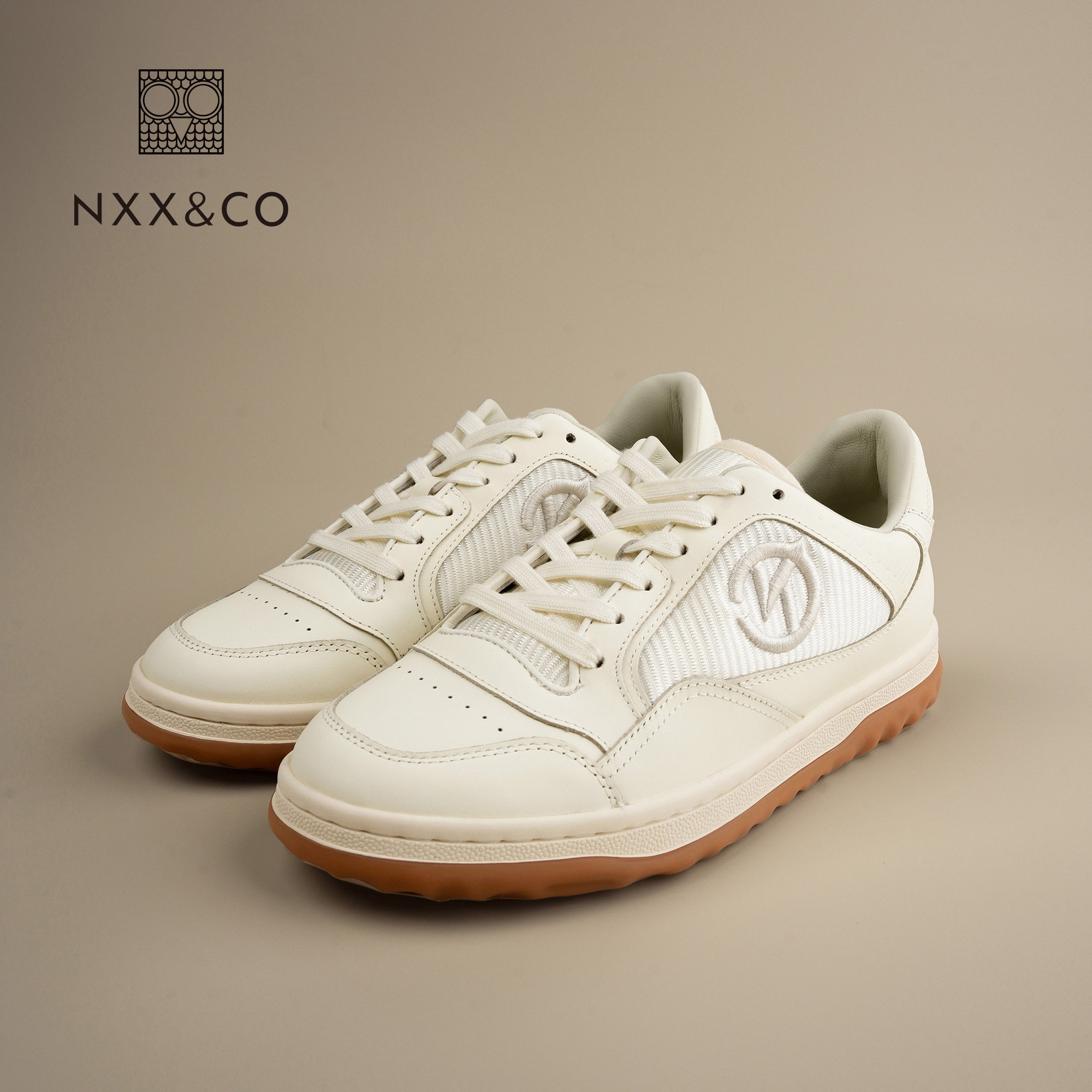 NXX&CO2026年秋季新款休闲风小白鞋女系带休闲板鞋运动时尚百搭