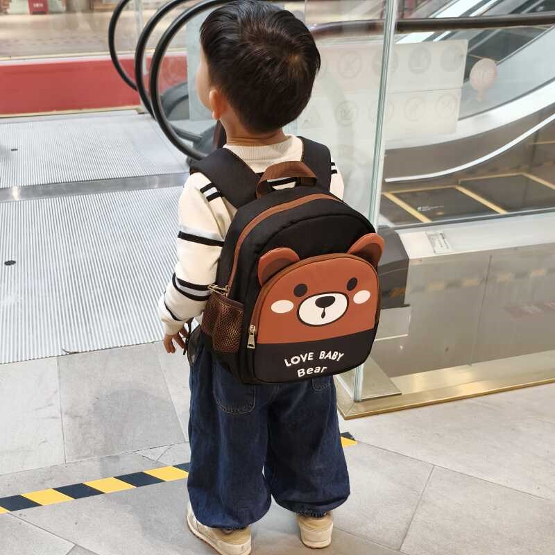 2024新款g幼儿园书包男童小班儿童外出小背包可爱卡通熊宝宝双肩