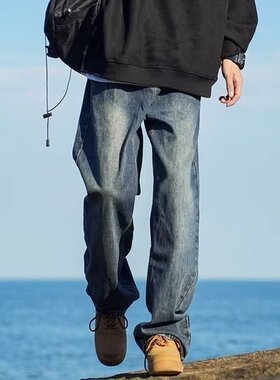 水洗黑灰色微喇牛仔裤男士春秋季美式复古中线直筒裤子感痞帅
