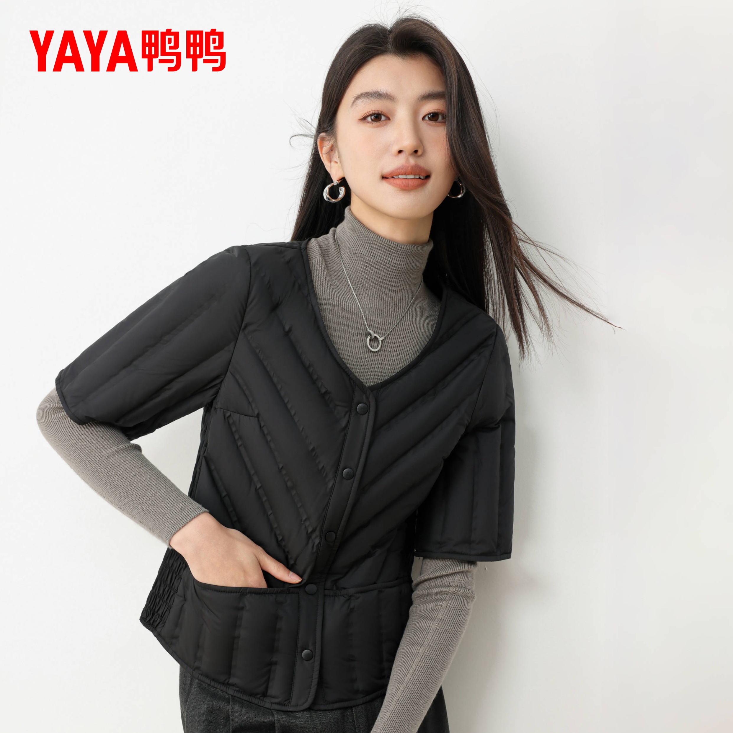 鸭鸭轻薄羽绒T恤修身保暖