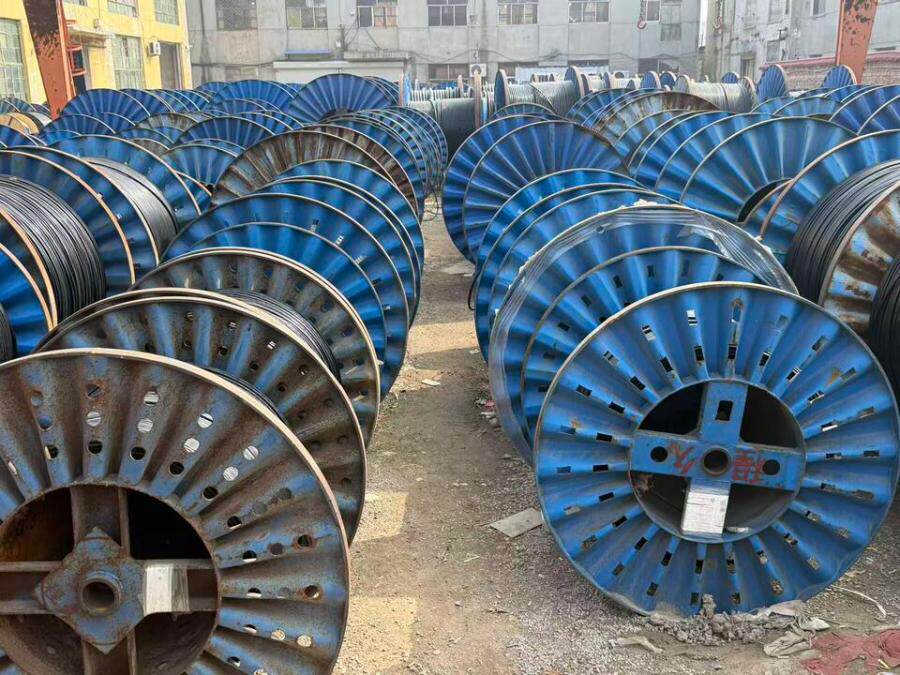 4月3日济南电力电缆YJLV-型号：3×50+1×25长度：1000mDL2134可邮寄处置单位支持发货，运费和发货流程见详情页网络拍卖公告