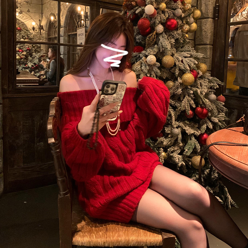 圣诞新年穿搭红色针织连衣裙子女秋冬季2025年新款一字肩毛衣短裙