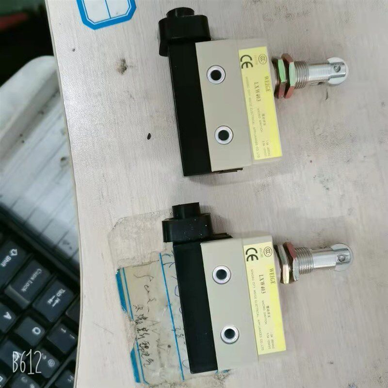 WEIGE牌 微动开关LXW403点动/限位行程开关电梯配件全新现货即发