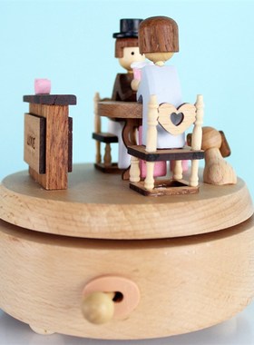 工厂工艺品情人节礼品520商务礼物I木制榉木欧式音乐盒八音盒