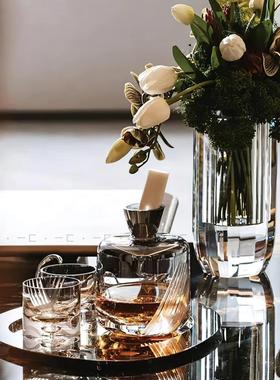 一匚 现代轻奢仿真花搭配玻璃红酒具组合 样板间客厅餐厅酒柜摆件