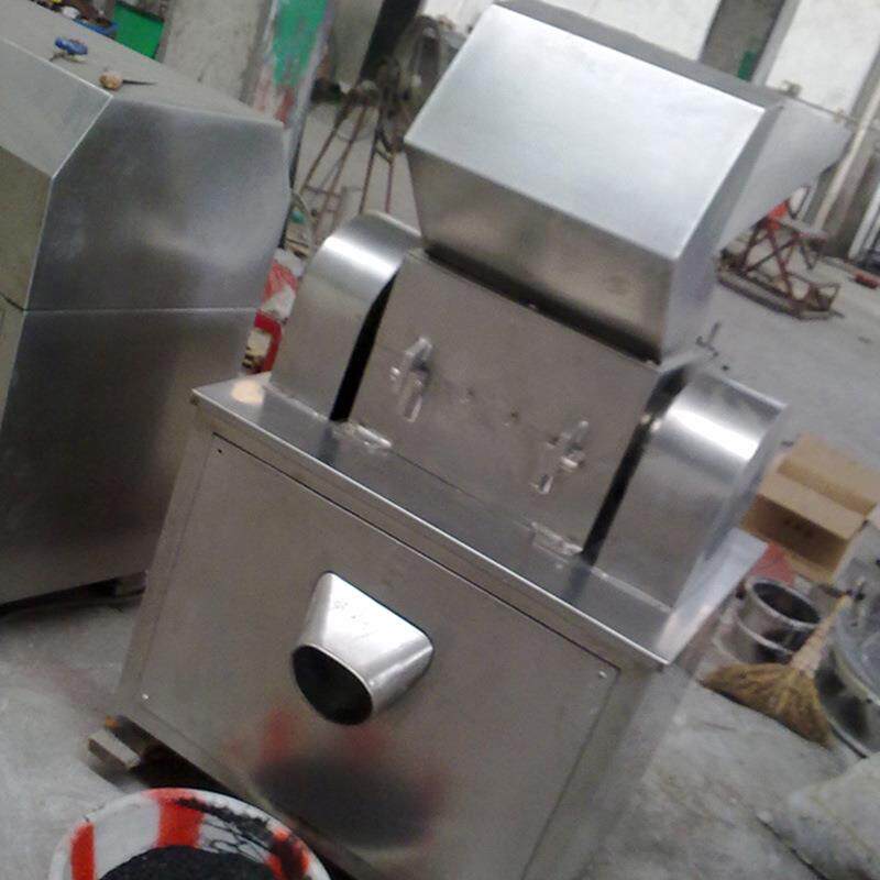 厂家供应600型不锈钢立式粗碎机五谷杂粮任何物料高速破碎机