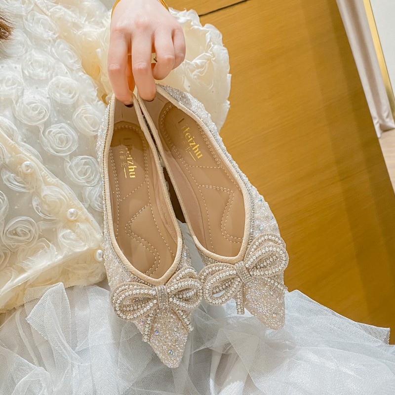 韩版水钻尖头平底宴会女鞋仙女晚晚温柔蝴蝶结浅口伴娘鞋Z婚鞋大