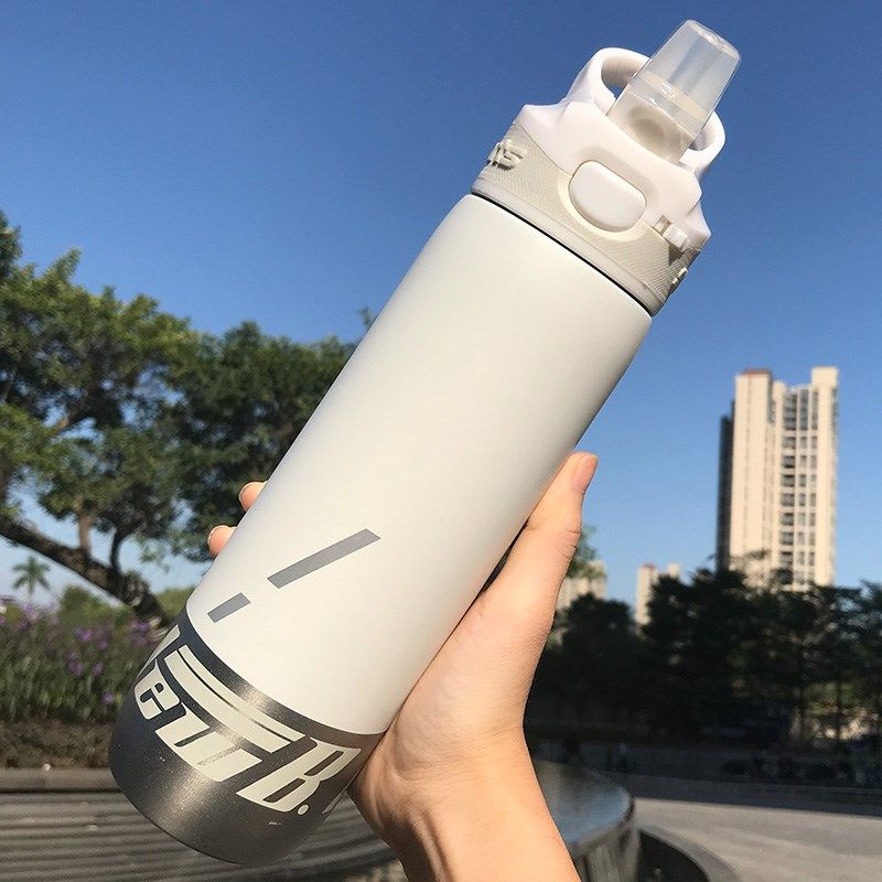 新款运动保温杯男生款水杯大容量带吸管的保暖杯子男士暖壶潮流简