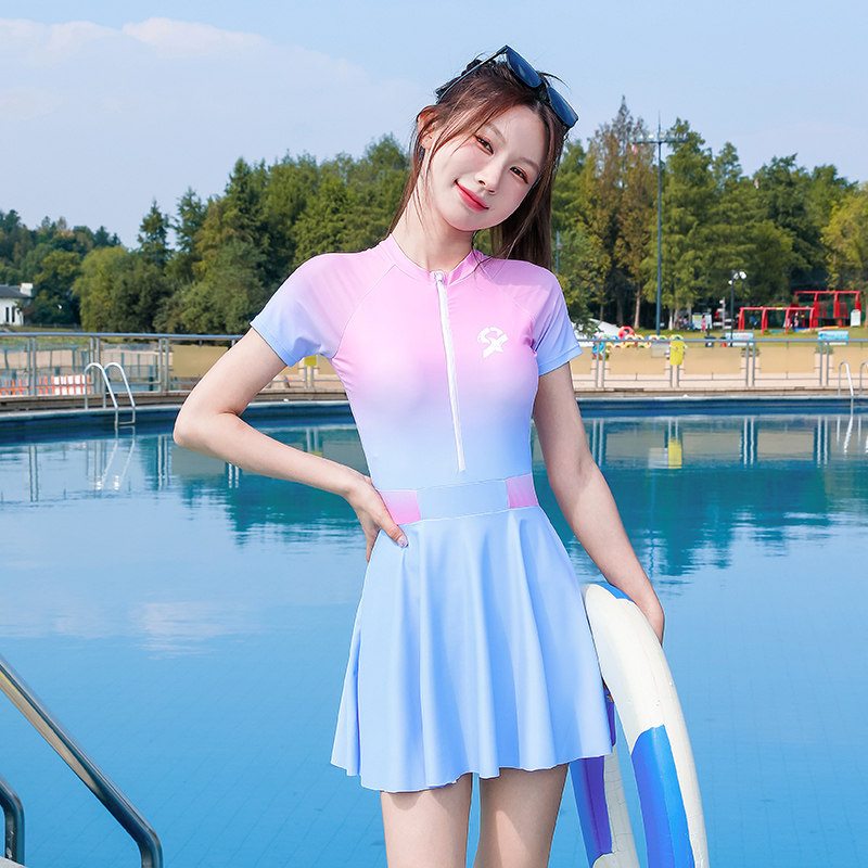 泳衣女款连体裙式冬保守遮肉显x瘦大码泡温泉游泳衣2025年新款爆