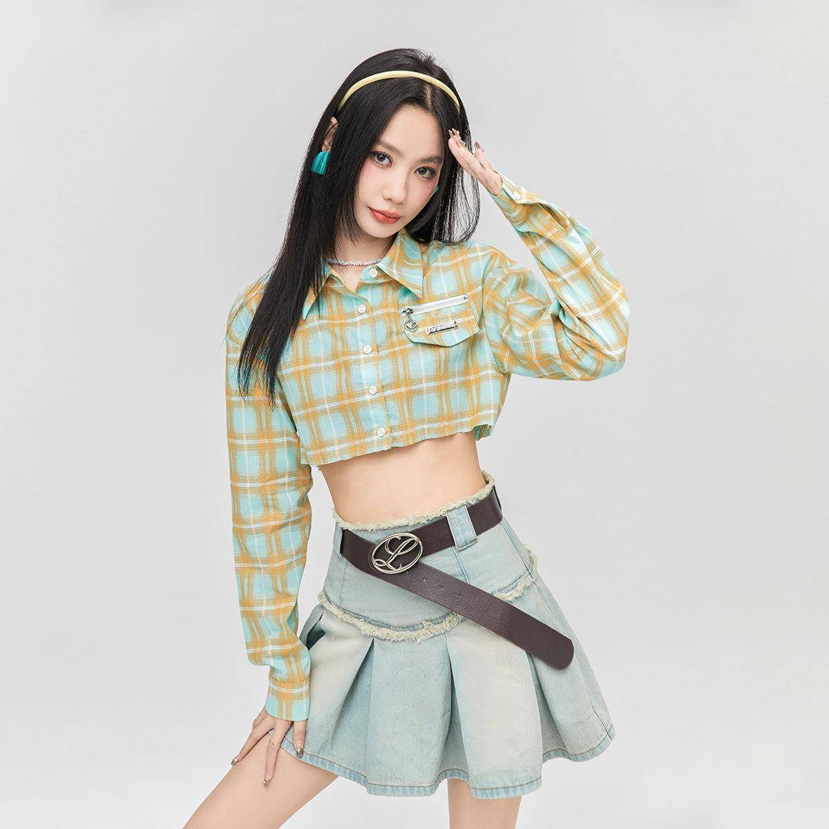 新款韩系校园假辣DCC005妹口腰袋短款露长袖子衬格衫女