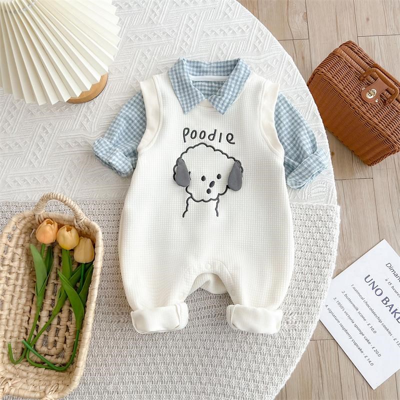 婴儿春秋两件套春款衣服男宝宝洋气外出哈衣爬服春季背带分体套装