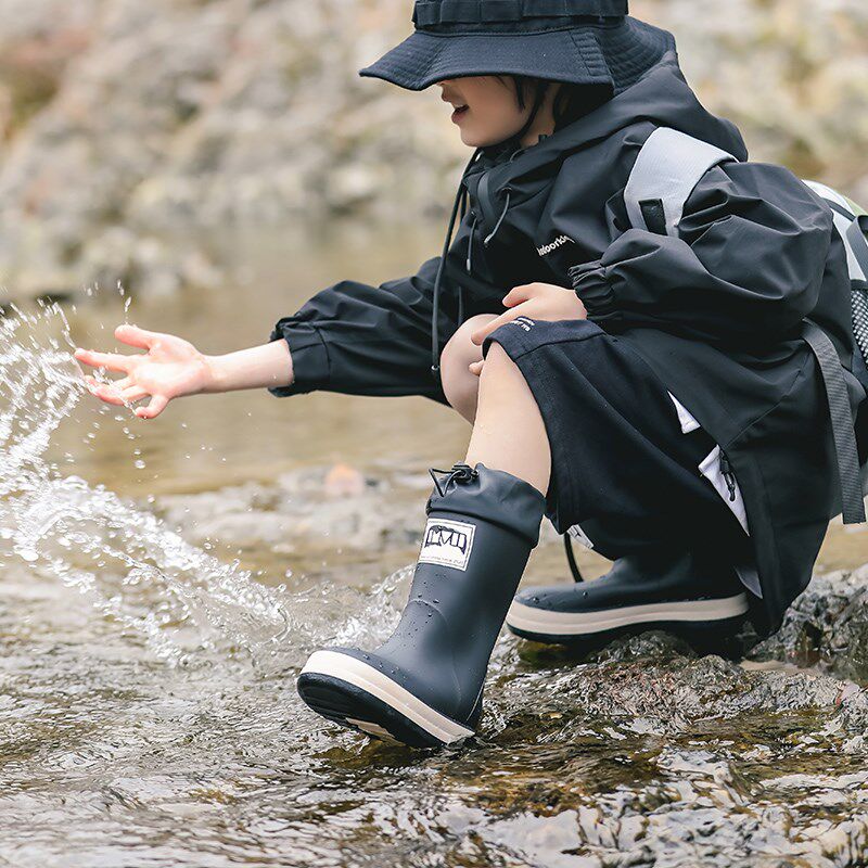 儿童雨鞋男孩上学户外q亲子防水防滑水鞋高筒徒步胶鞋软雨靴女
