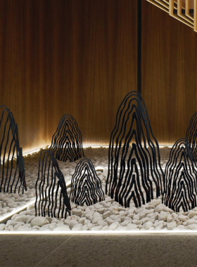 室内庭院客厅装饰中式铁艺鱼池假山大型造景楼梯R下落地小摆件景