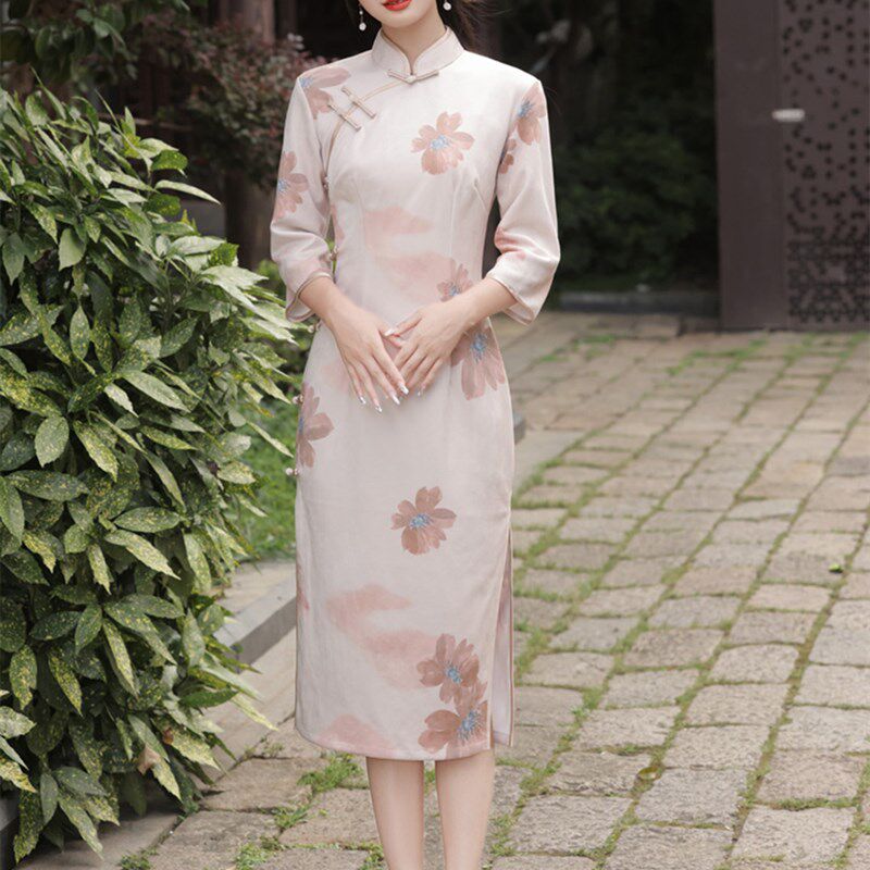 旗袍年轻款2024年秋季新款国风少女日常改良连衣裙中长款优雅礼服