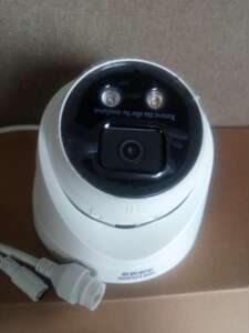 海康威视 DS-2CD2325FV3-IS 200万带拾音功能半球型网络摄像机