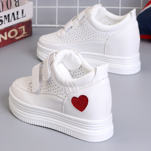 坡跟休闲学生 女厚底内增高8CM镂空透气松糕鞋 2021夏季 爱心小白鞋