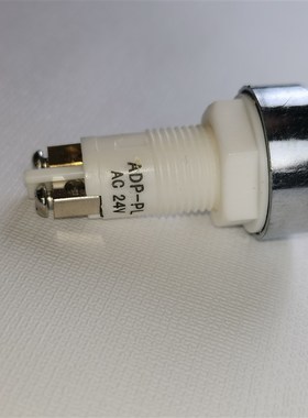 PL13.5小型指示灯P650V旋臂机械手24V黄色警报灯直径M12通孔安装