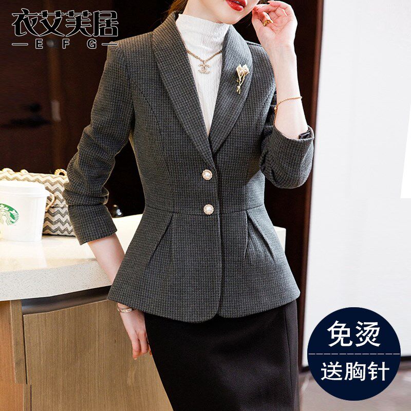 短款毛呢西装外套女秋冬季2024新款休闲上衣高级感小个子女士西服