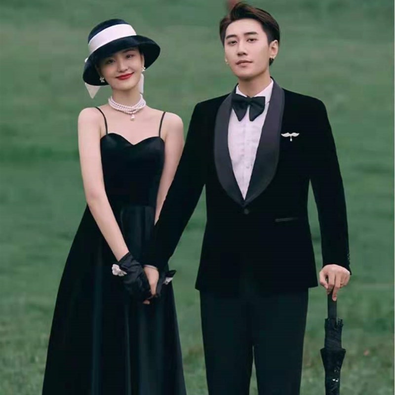 新款黑色丝绒小礼服影楼旅拍气质复古赫本小个子吊带写真主题婚纱