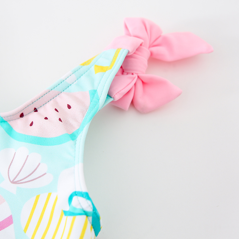 儿童泳衣女宝宝可爱小公主游泳衣2021新款小女孩分体沙滩海边泳装