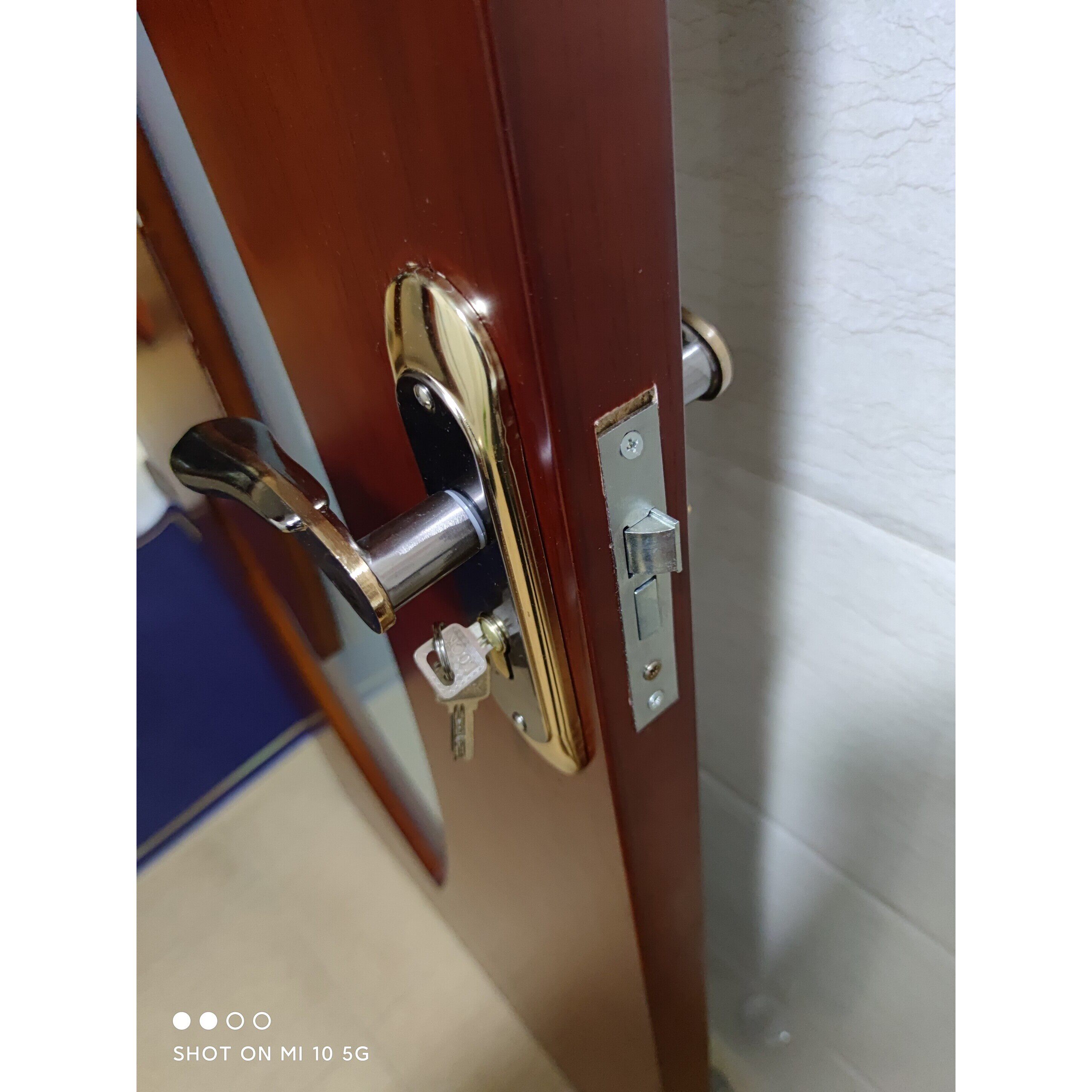 .房门锁老式通用型卧室内门家用黑色三件套锁具静音门把手旧门换