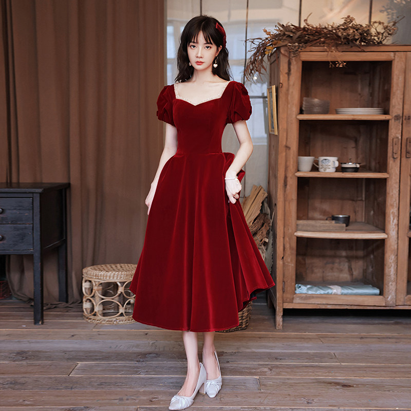 敬酒服新娘酒红色平时可穿2021新款秋冬丝绒礼服在逃公主连衣裙女