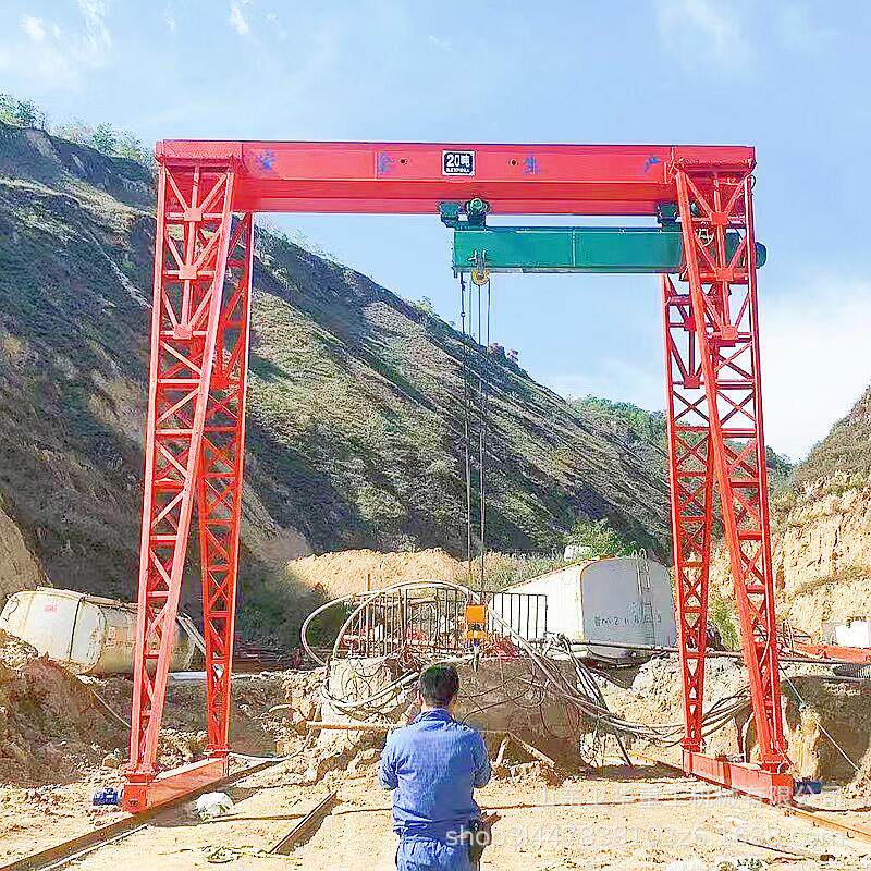 为河南客户设计一台32吨单梁龙门吊现场安装完成感谢客户信任谢谢