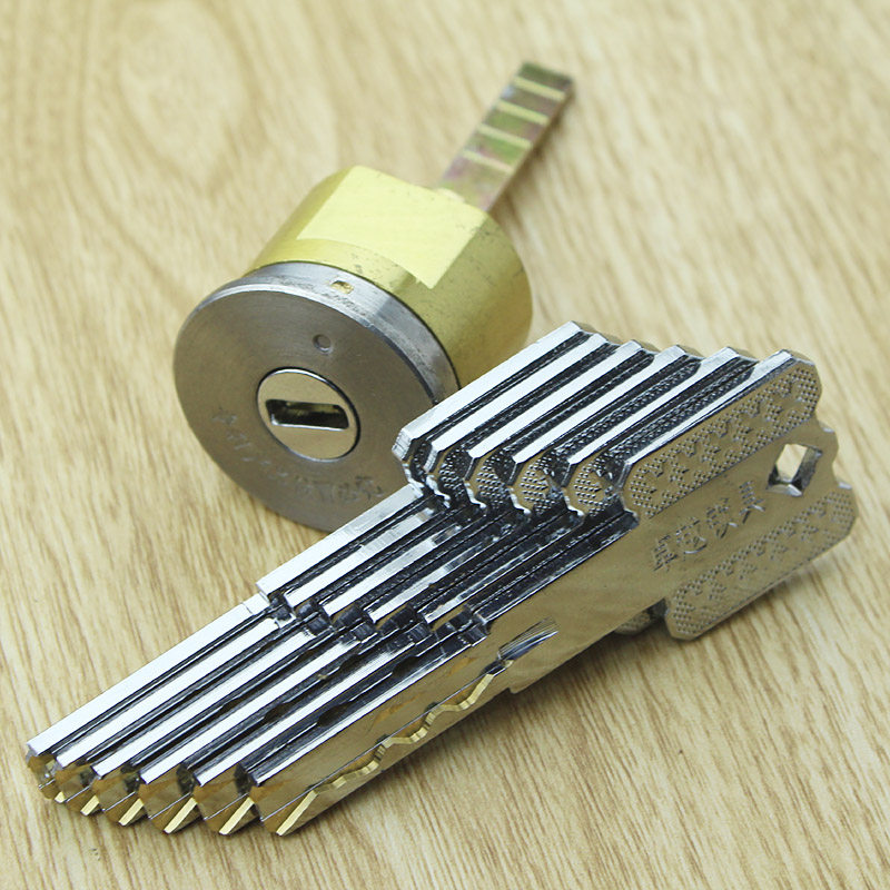 老式防盗门锁外装门锁芯叶片超C级换玥玛固力安防AFS外装门锁牛头