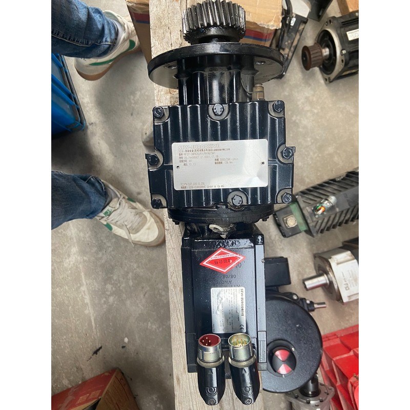 SEW伺服电机RF27 CMP63S/KY/RH1M/SM1