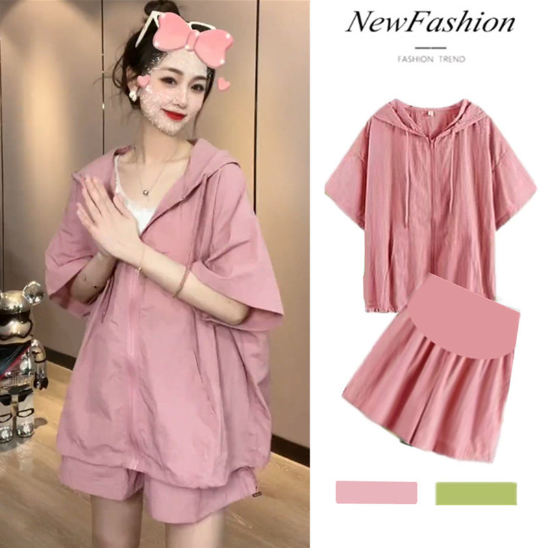 孕妇套装夏天新款时尚洋气时髦小个子短袖夏季孕妇短裤子两件套装