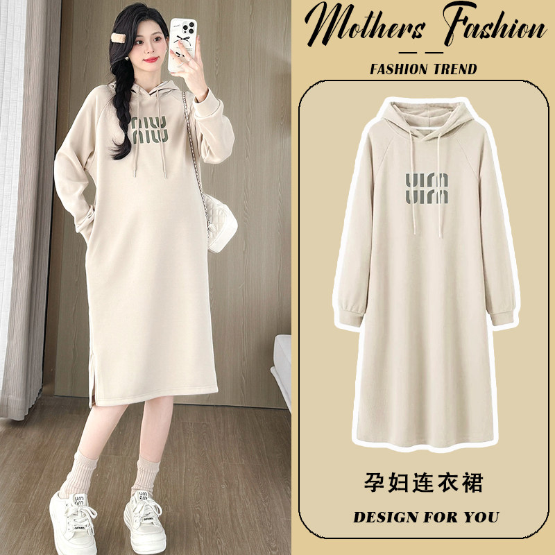 孕妇连衣裙2025新款春秋杏色长袖连帽宽松休闲减龄卫衣裙中长款女