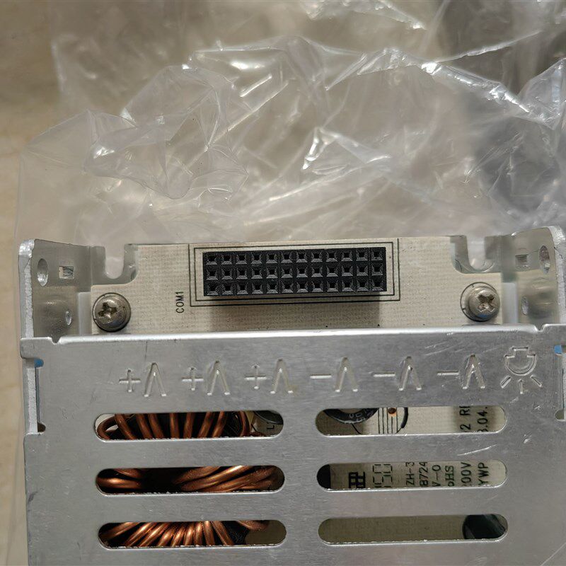 巨能伟业200W5V显示屏电源N200V5-C接线柱输出36孔特殊电源
