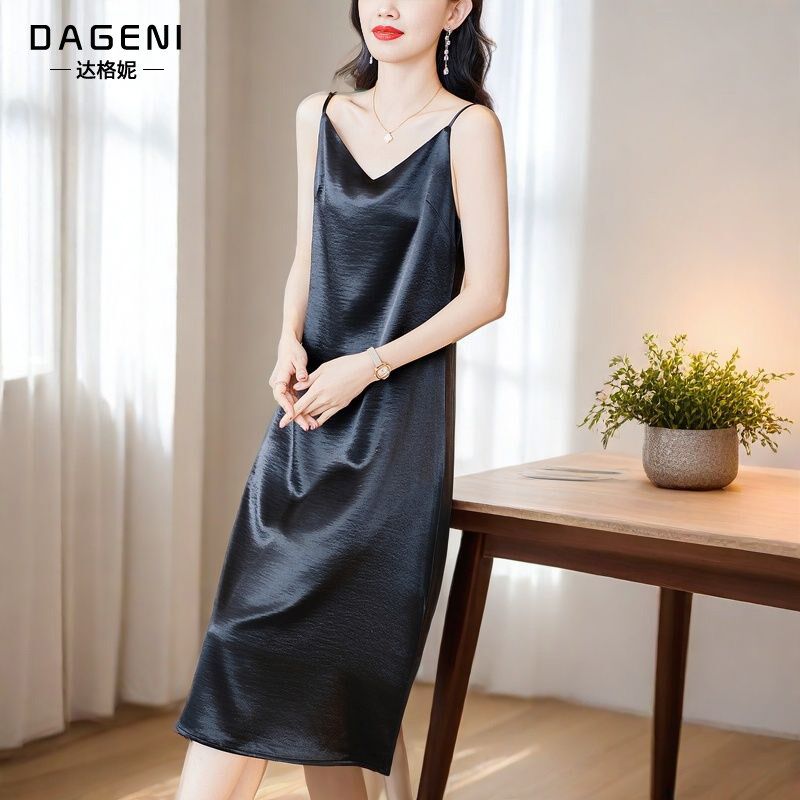 高档缎面吊带背心连衣裙女2025夏季时尚内搭无袖中长款裙子打底裙