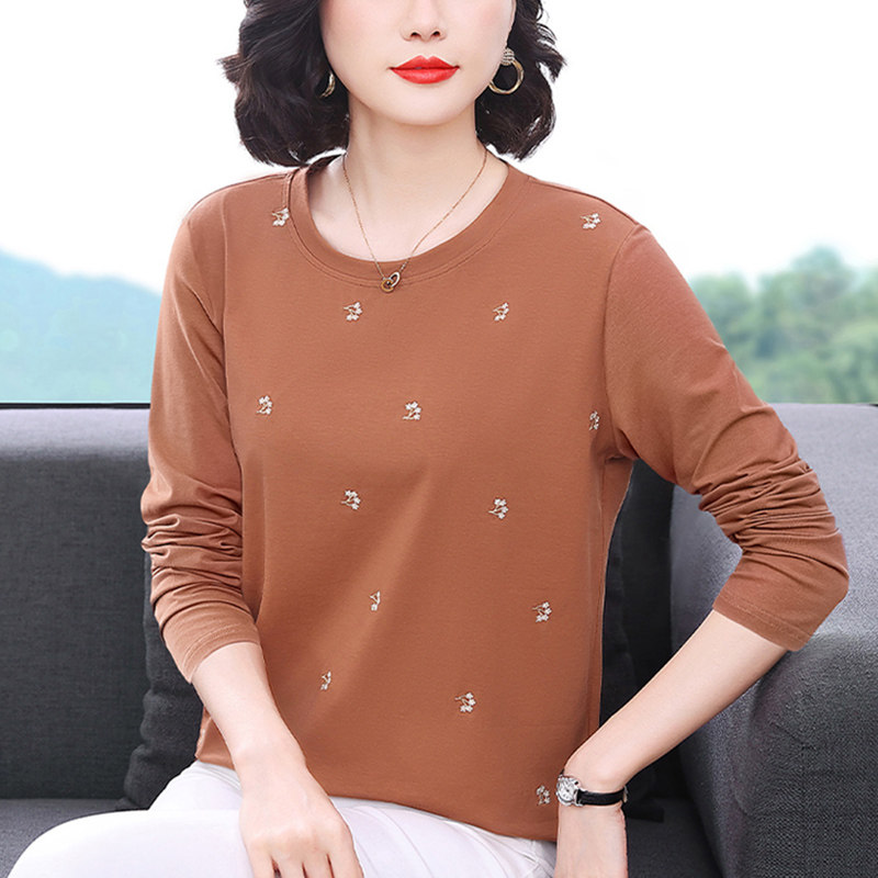妈妈秋季新款纯棉刺绣T恤杉中年女装休闲纯色长袖上衣显瘦打底衫