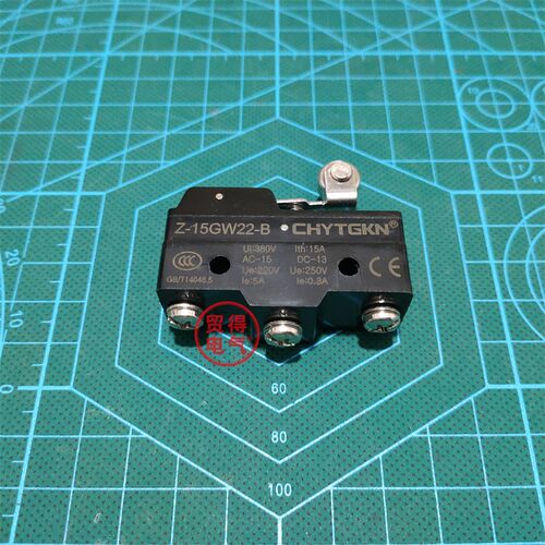Z-15GW22-B微动开关TM-1704银触点行程限位开关LXW5-11G2一拓