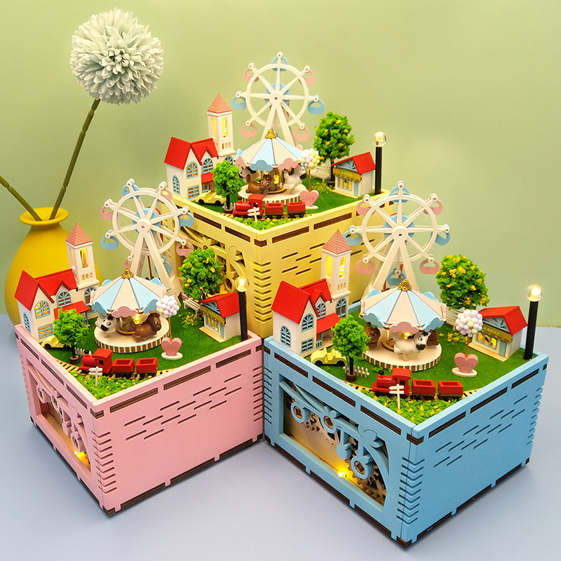 diy小屋旋转木马手工制作拼装木质模型玩具创意女生解闷生日礼物