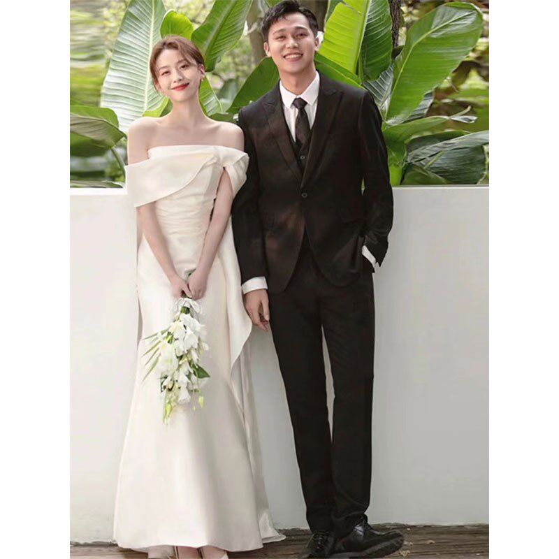 大码轻婚纱2024新款胖MM新娘缎面法式一字肩出门纱迎宾礼服裙女