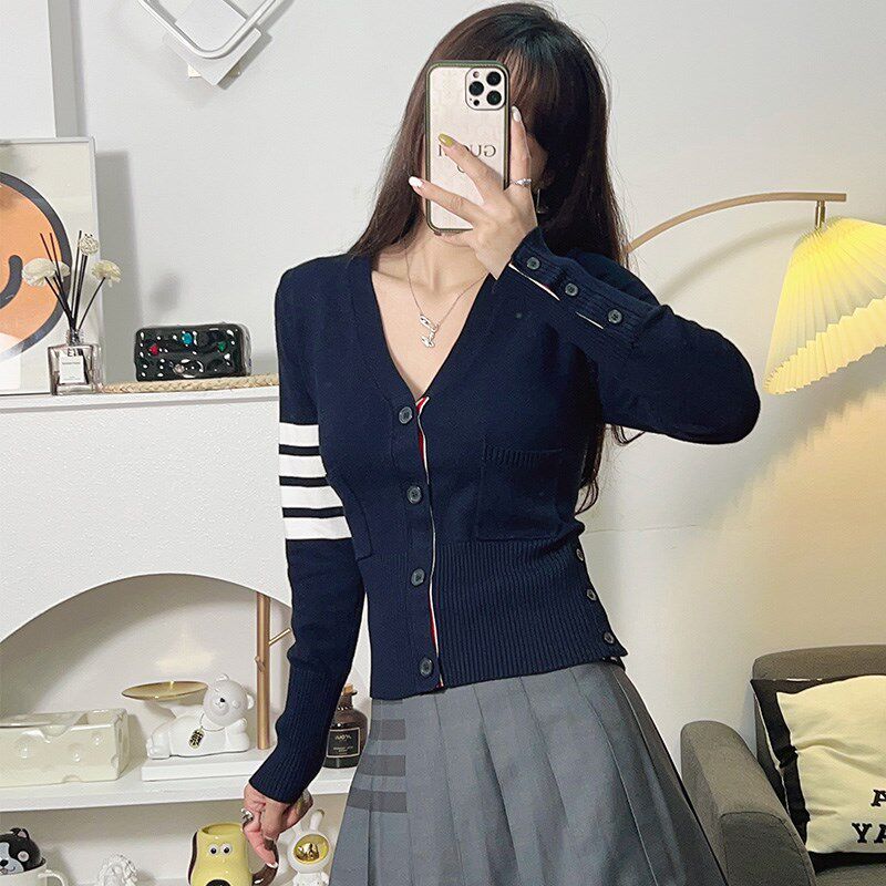 tb针织开衫女小外套2024秋冬新款毛衣蓝色百搭短款早秋外搭修身上