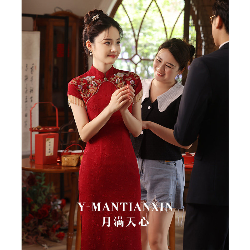 敬酒服新娘2023新款平时可穿酒红色中式订婚旗袍高级感晨袍洋装
