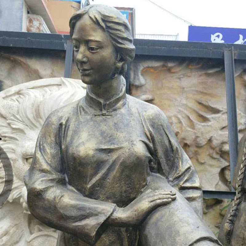 老式织布仿铜装饰摆件民t俗纺线妇女户外园林玻璃钢人物雕塑定制