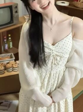大码胖妹妹套装女2024夏装新款宽松显瘦短款防晒外套+波点吊带裙