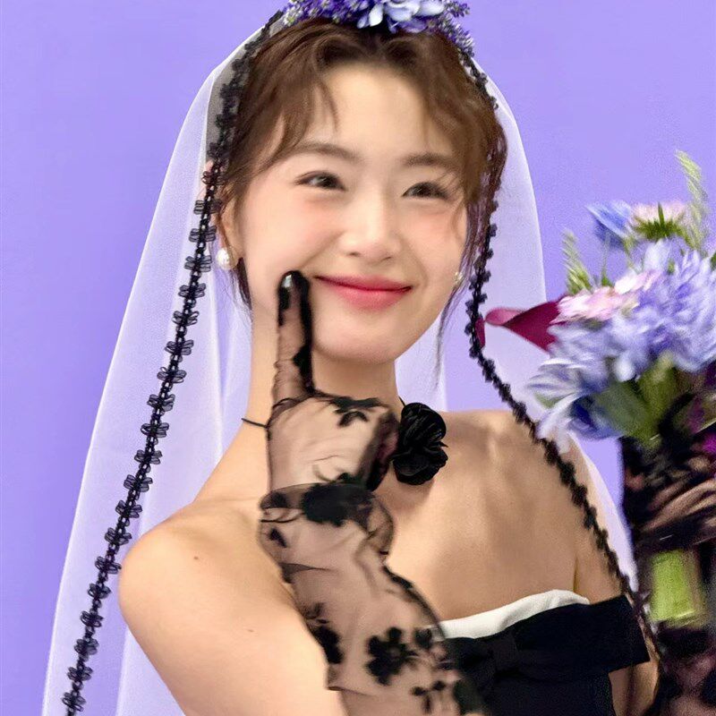新娘婚纱头纱长款黑色蕾丝花边小众摄影拍照造型头饰硬纱森系白色