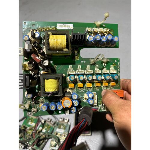 台达CP2000系列132KW电源板驱动板/29454303