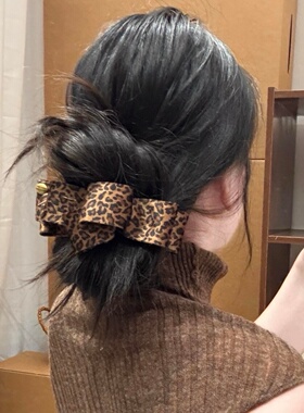 秋冬美拉德豹纹蝴蝶结香蕉夹百搭