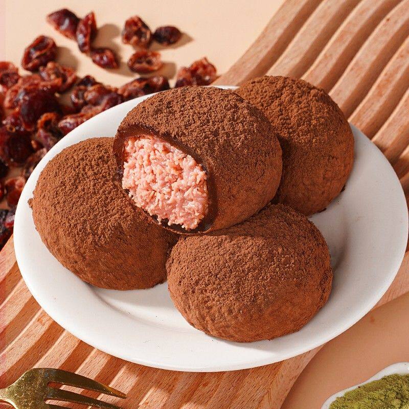 迪拜软曲奇开心果夹心糯糯曲奇巧克力酥抹茶树莓味零食下午茶点心