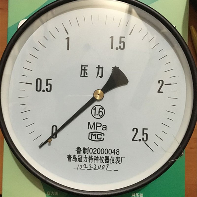 Y200普通压力表真空压力表0.6,1,1.6,2.5等MPA青岛冠力特种仪器
